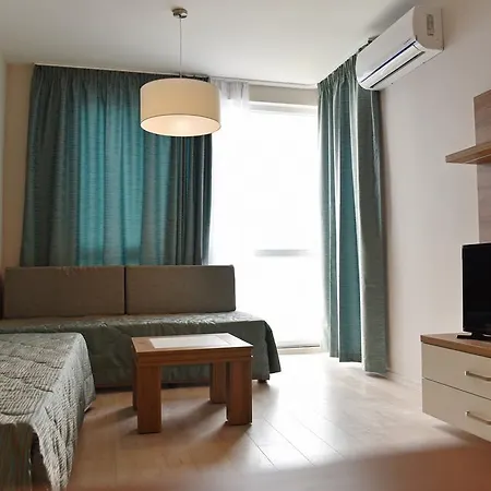 Lucky Complex Apartman